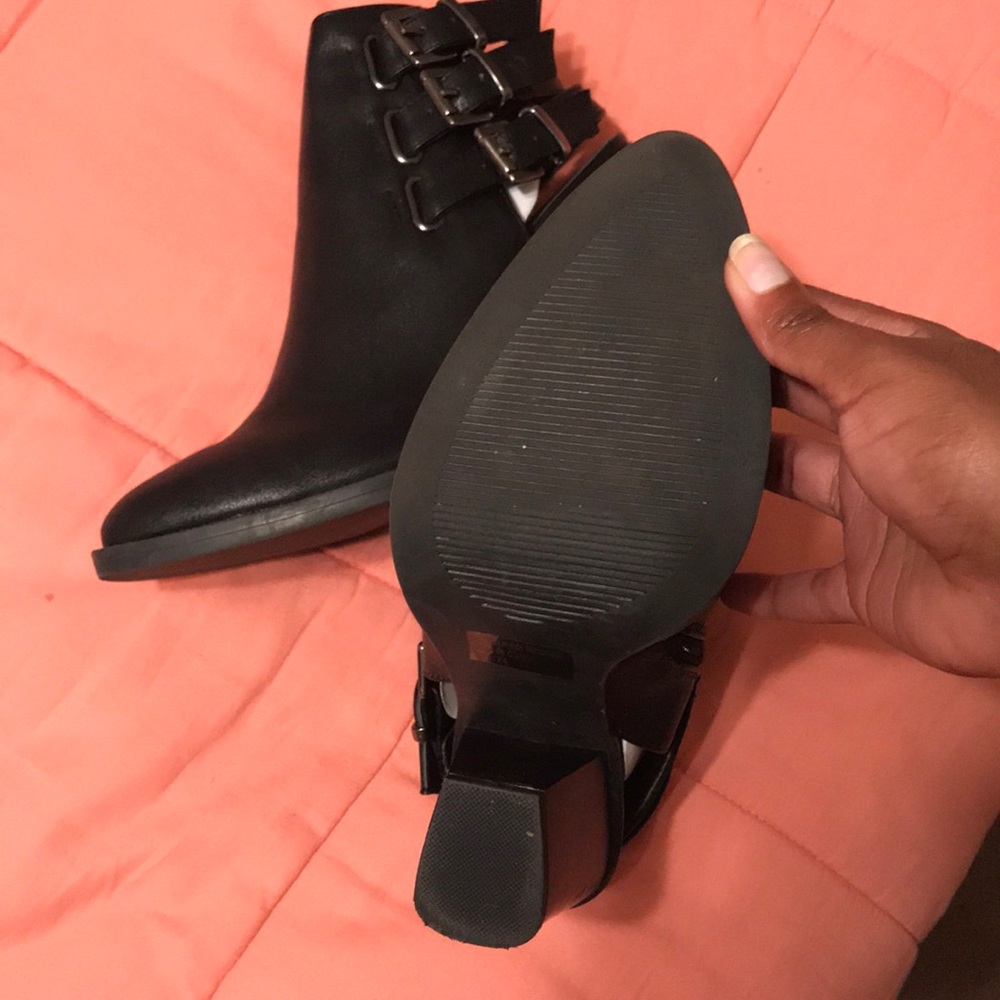 Booties - Picture 3 of 4